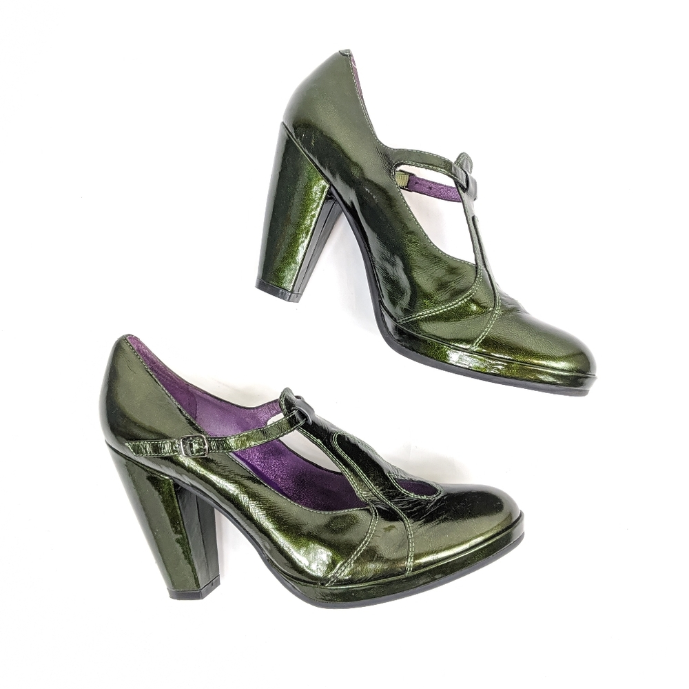 Poetic Licence green metallic mary jane heels
